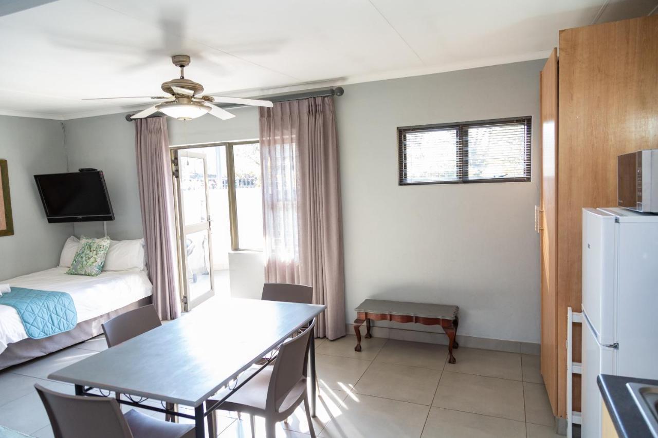 Glen Maine Guest House Pretoria-Noord Zewnętrze zdjęcie